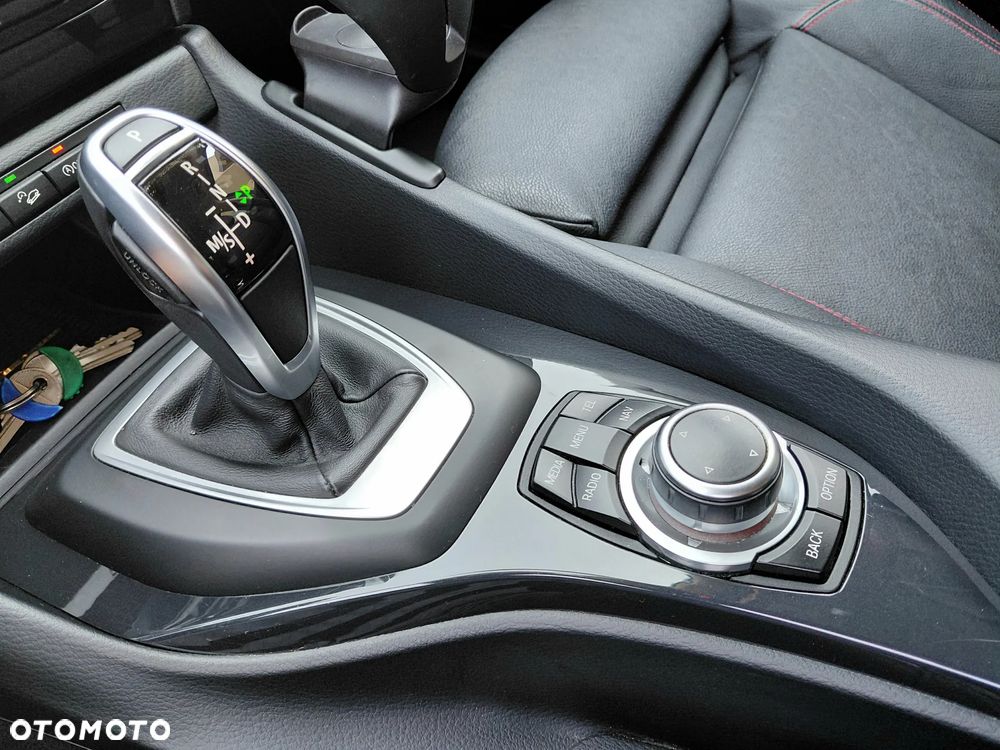 BMW X1 xDrive25d xLine - 28