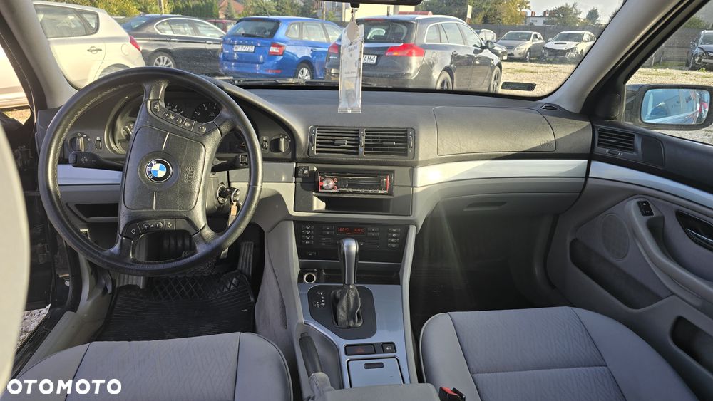 BMW Seria 5 - 22