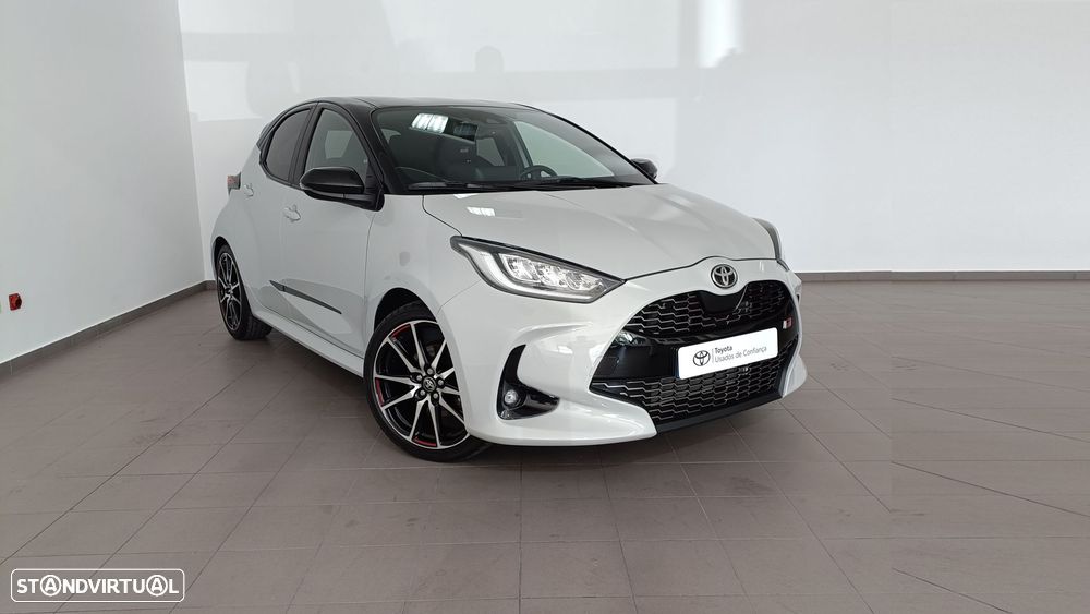 Toyota Yaris - 18