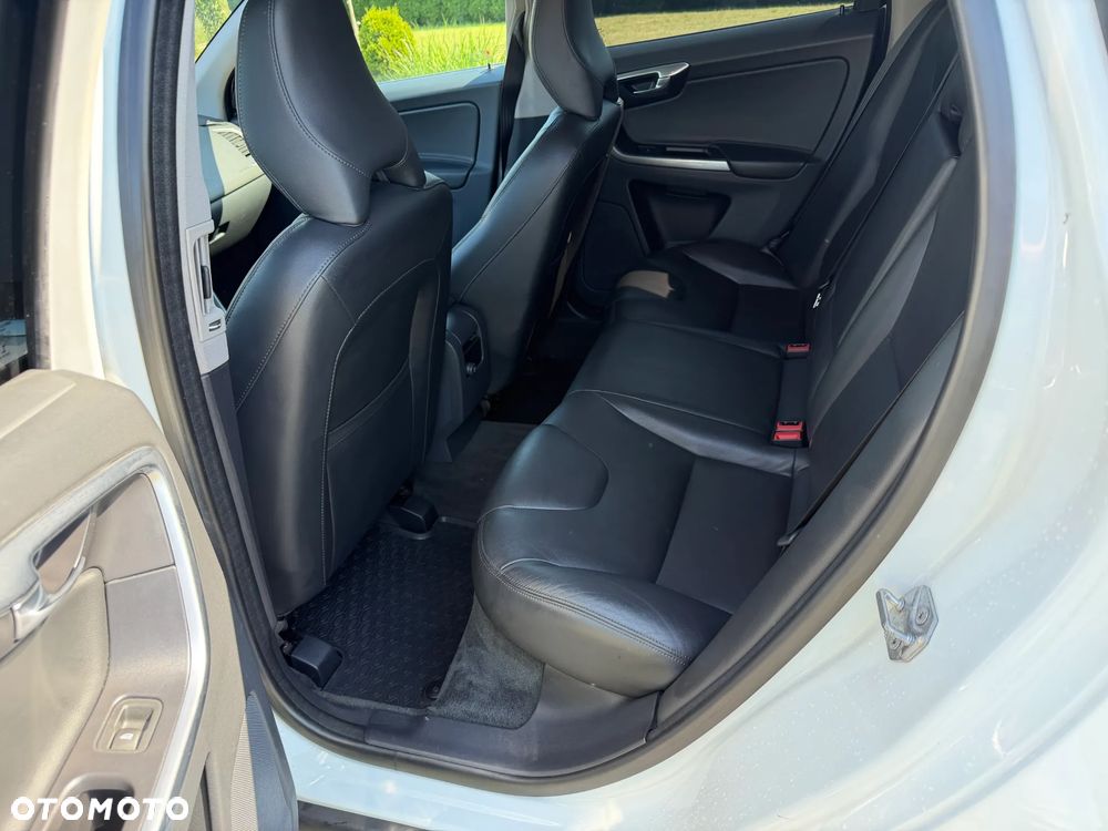 Volvo XC 60 D4 Drive-E Summum - 8