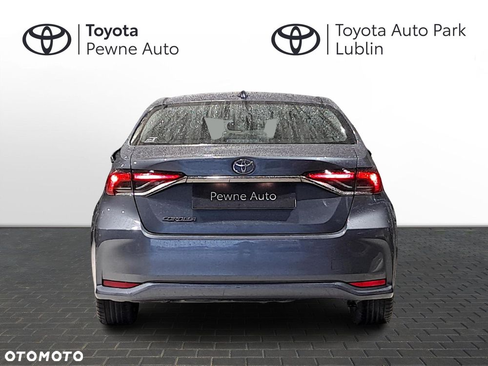Toyota Corolla - 4