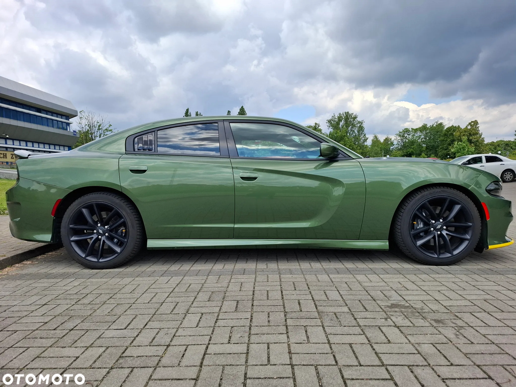 Dodge Charger - 3
