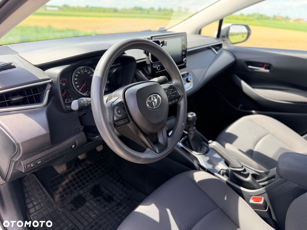 Toyota Corolla 1.6 Comfort - 13