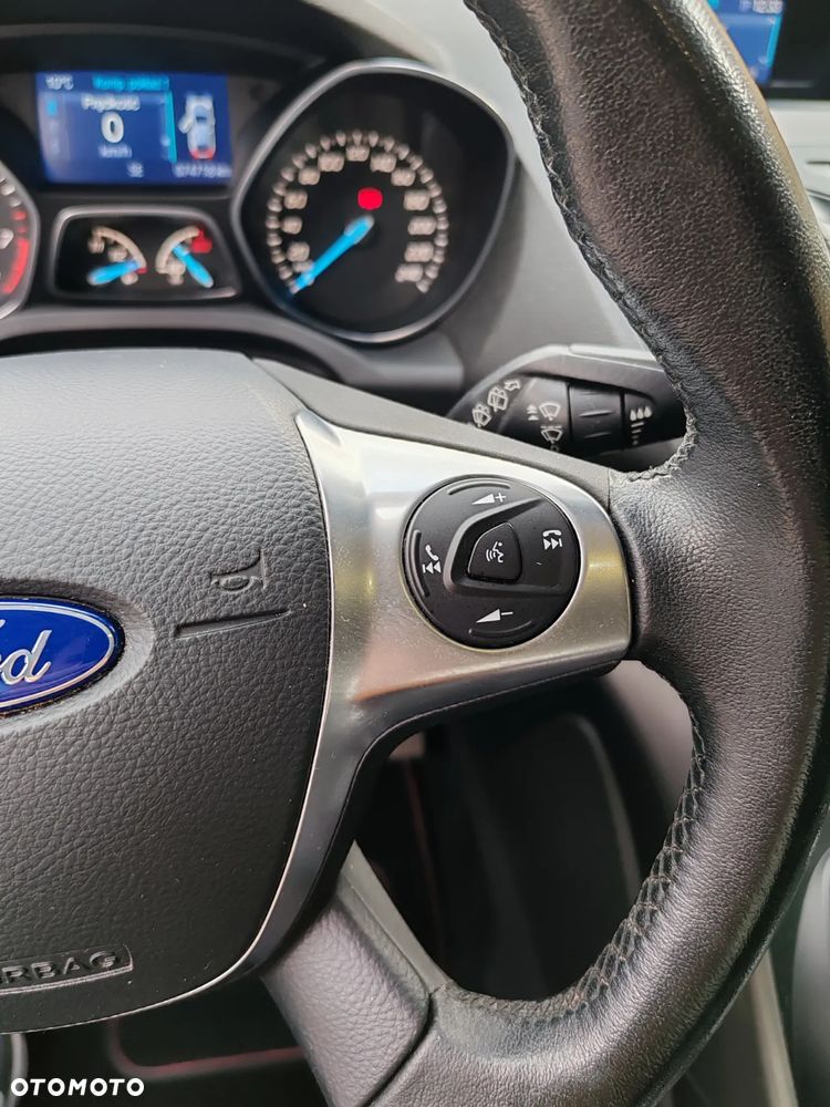 Ford Kuga 1.5 EcoBoost 2x4 Business Edition - 23