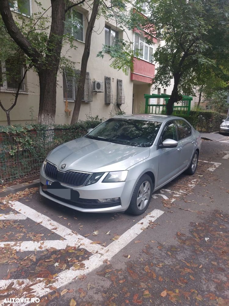 Skoda Octavia - 2