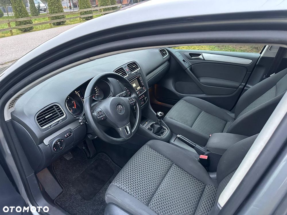 Volkswagen Golf 1.6 TDI DPF BlueMotion - 12