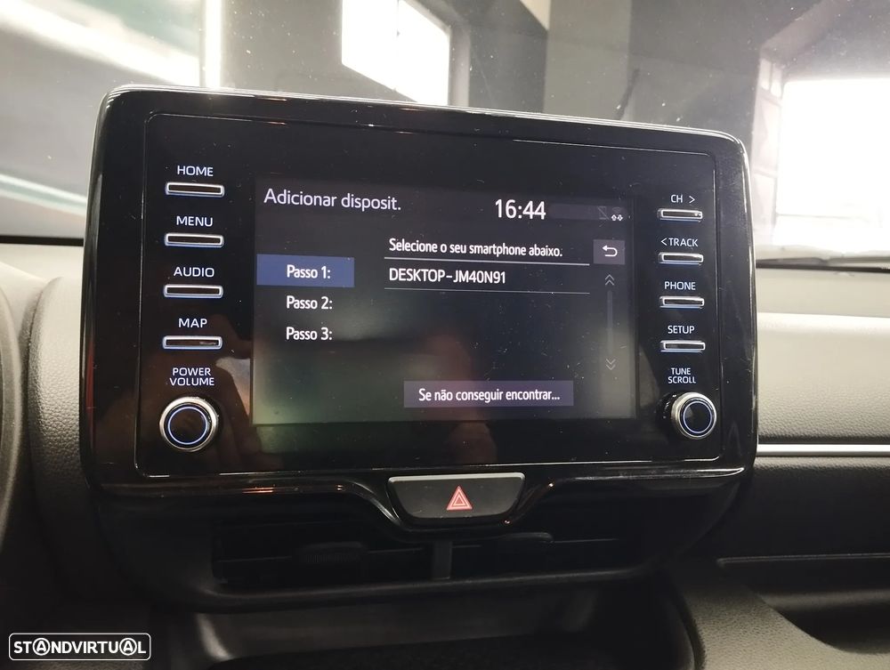 Toyota Yaris 1.5 HDF Comfort Plus - 26