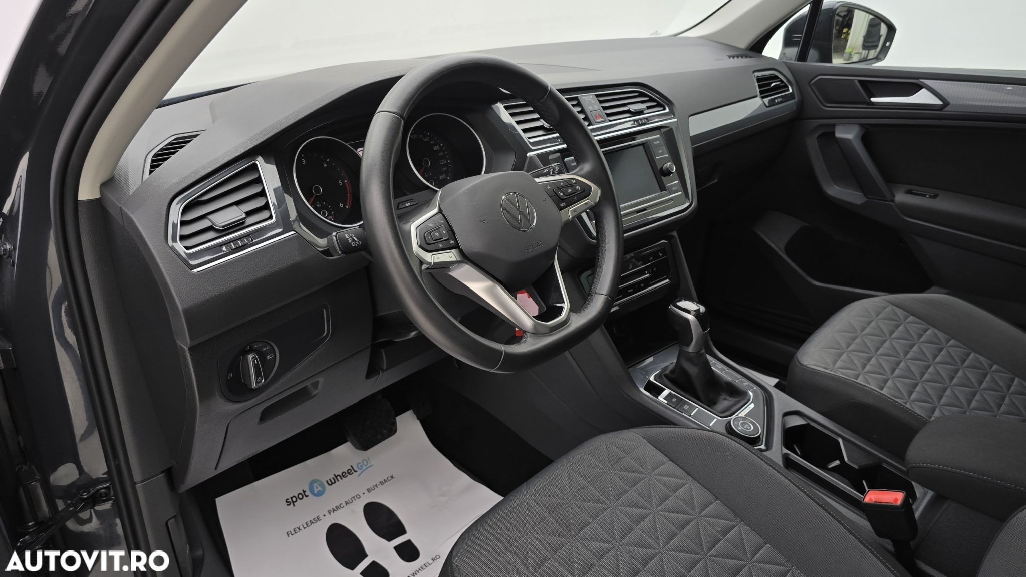 Volkswagen Tiguan 2.0 TDI SCR DSG 4Motion Life - 13