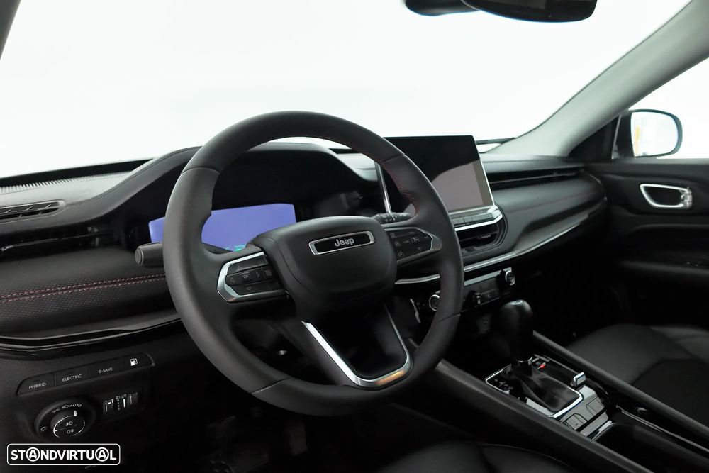 Jeep Compass 1.3 TG Trailhawk - 13