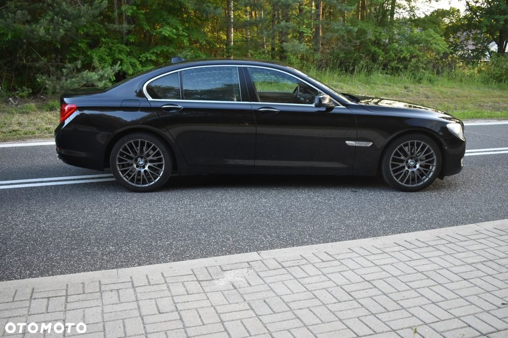 BMW Seria 7 - 5
