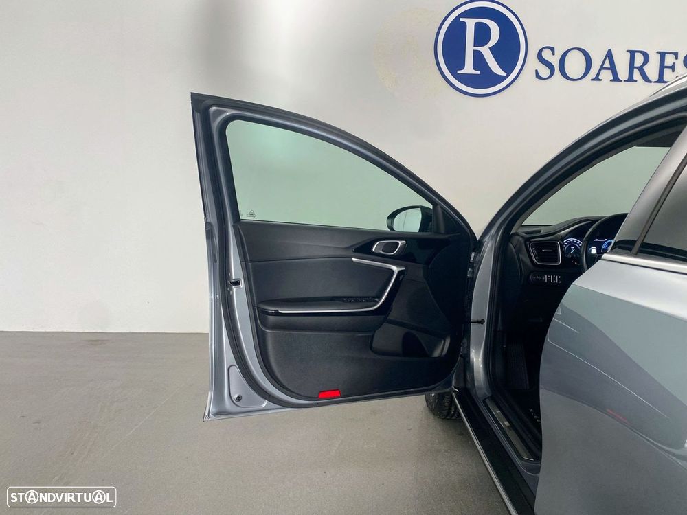 Kia XCeed 1.6 GDi PHEV First Edition - 16