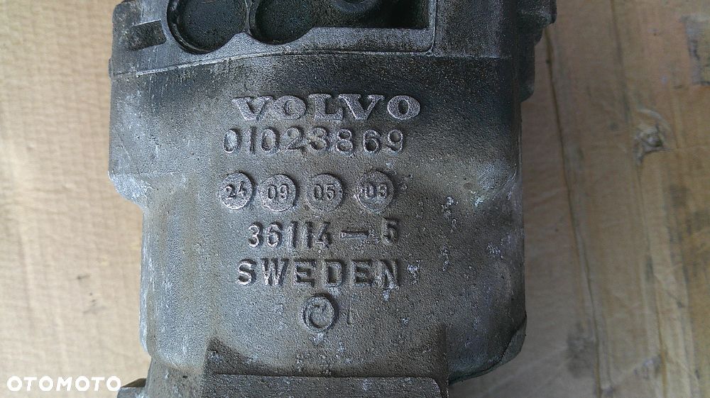 VOLVO XC90 2.4D DYFER MOST 01023869 - 4