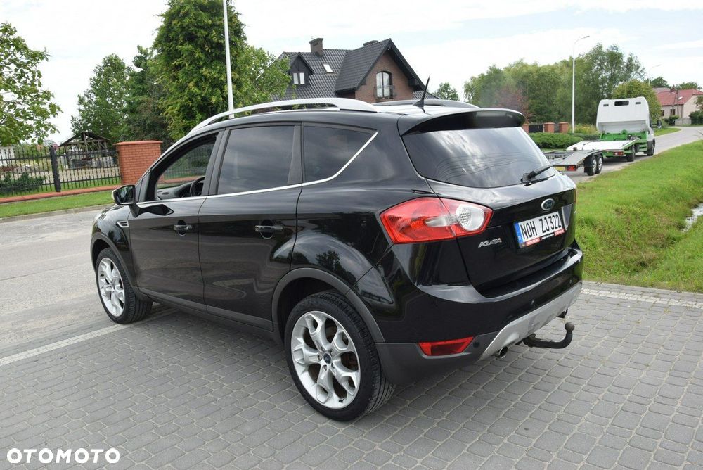 Ford Kuga 2.0 TDCi 2x4 Titanium - 15