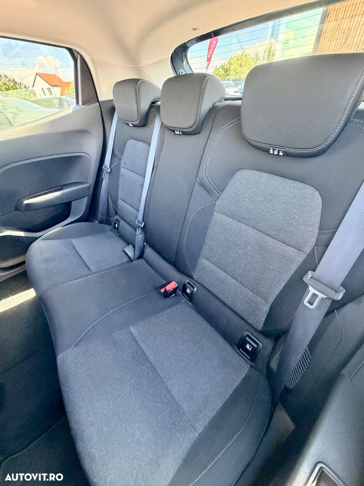Renault Clio E-TECH 140 INTENS - 8