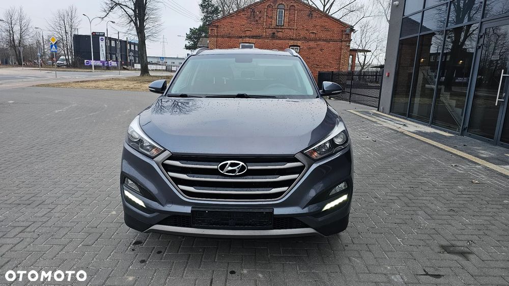 Hyundai Tucson blue 1.6 GDi 2WD Navi - 10