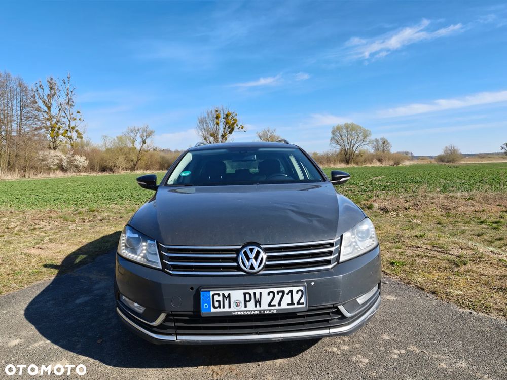 Volkswagen Passat Variant 2.0 TDI DSG BlueMotion Technology Business Edition - 1