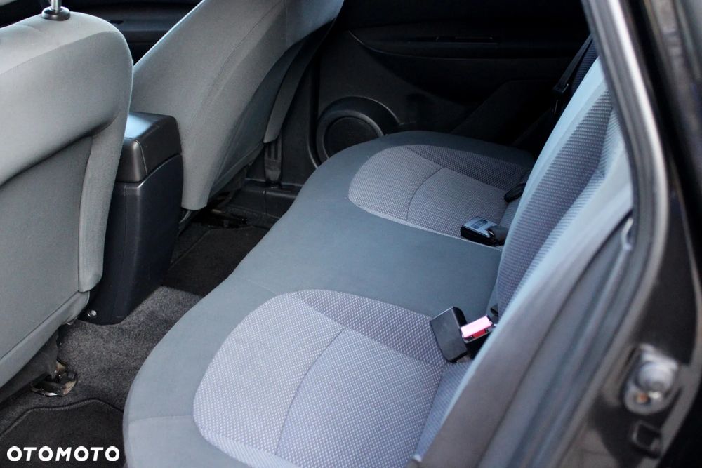 Nissan Qashqai 1.6 visia - 17