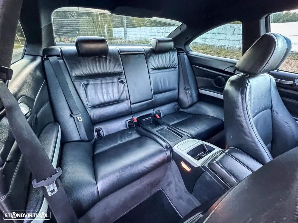 BMW 320 d Coupe - 19
