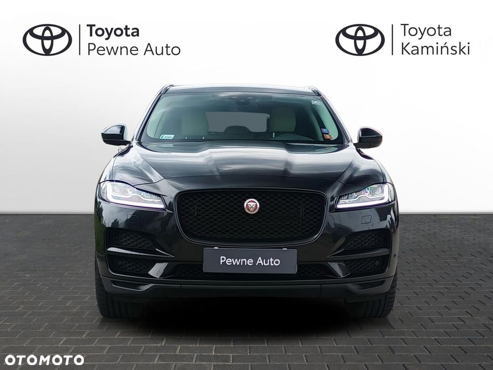 Jaguar F-Pace - 8