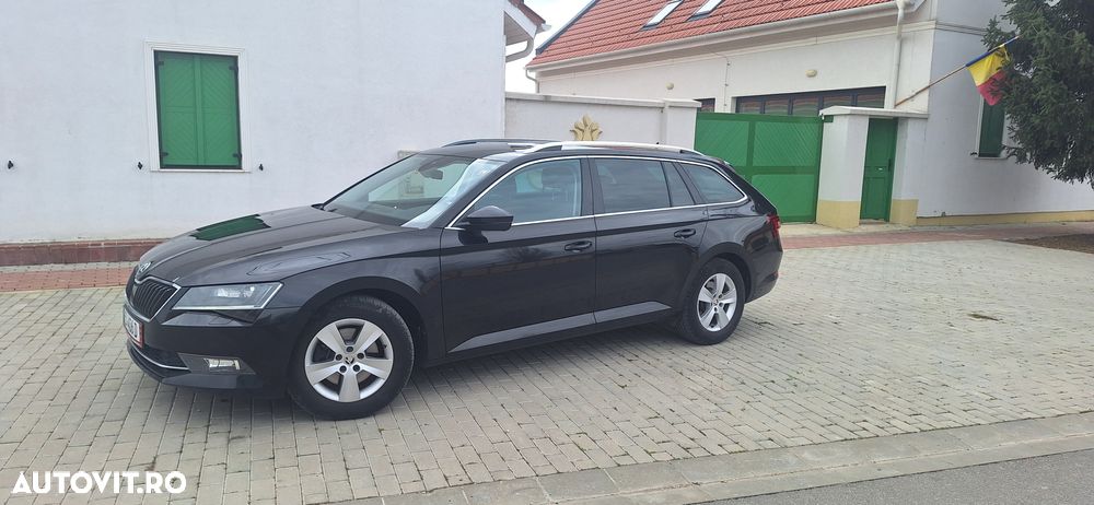 Skoda Superb 2.0 TDI DSG Style - 3