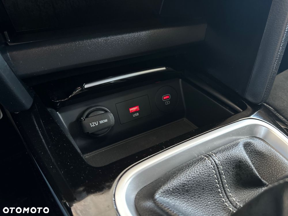 Kia ProCeed - 28