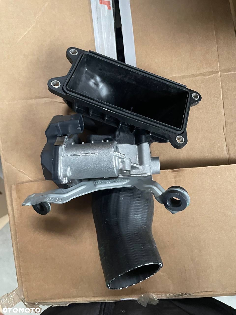 silnik RR BMW760 n74b68a 6,75 l - 12