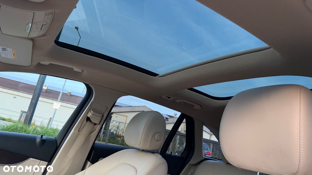 Mercedes-Benz GLC 300 4-Matic - 12