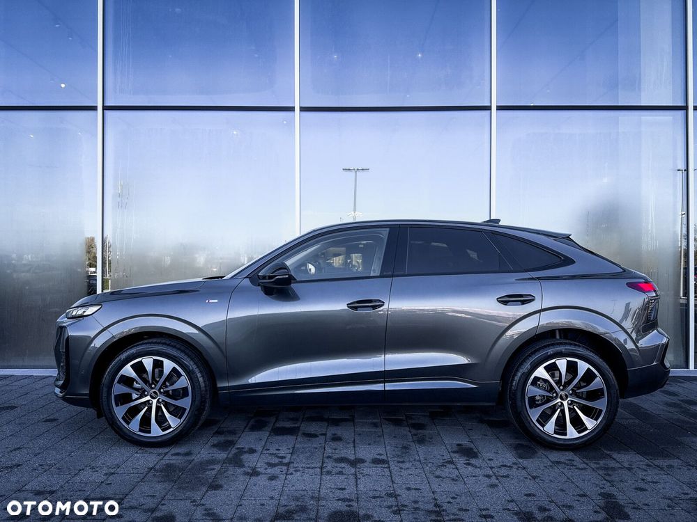 Audi Q3 Sportback - 8