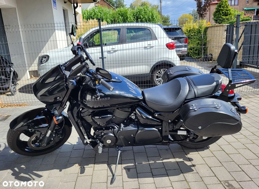 Suzuki Boulevard - 1