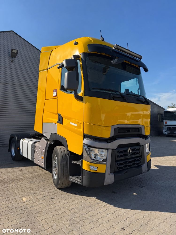 Renault T