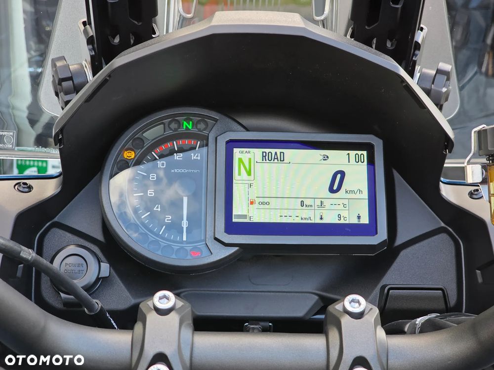 Kawasaki Versys 1000 - 16