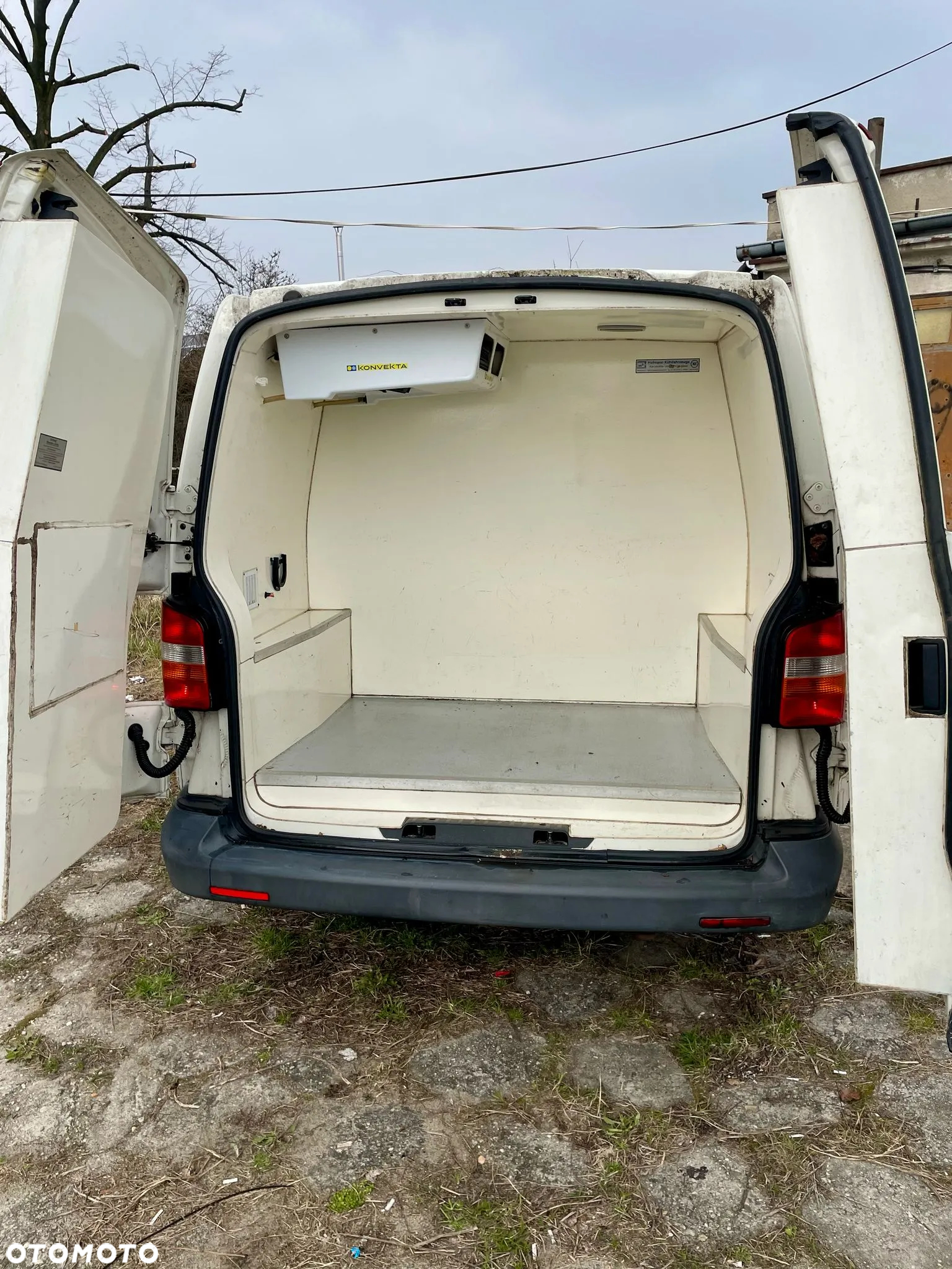 Volkswagen TARNSPORTER 2.5 TDI - 4