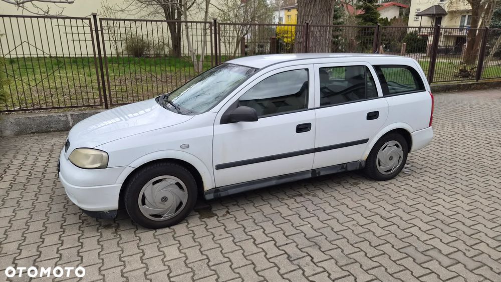 Opel Astra - 1
