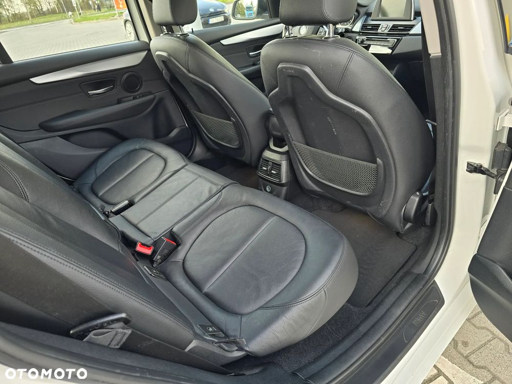 BMW Seria 2 218d GT M Sport - 24