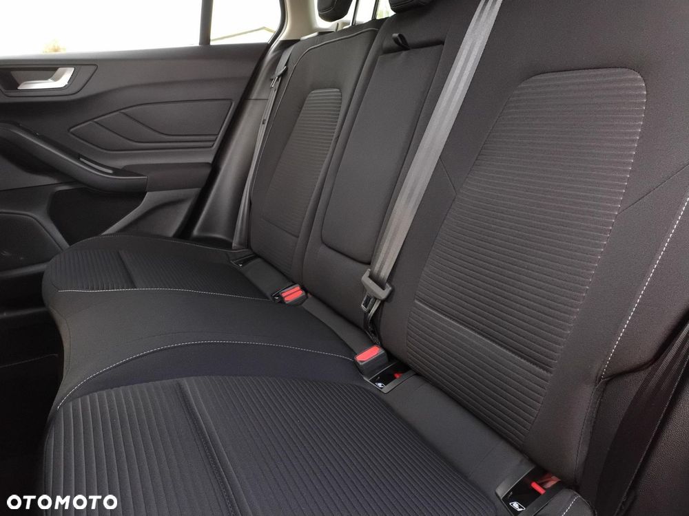 Ford Focus 1.5 EcoBlue Titanium X - 26