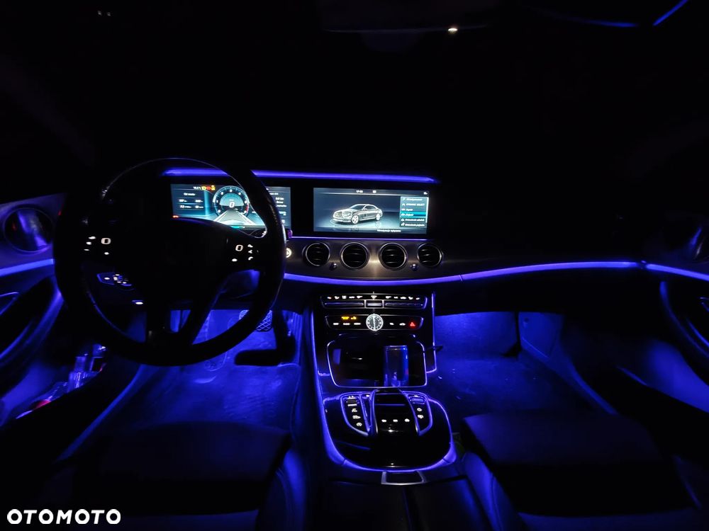 Mercedes-Benz Klasa E 220 d 9G-TRONIC - 15