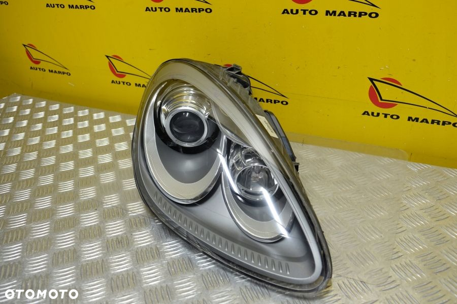 PORSCHE CAYENNE 2011- REFLEKTOR LAMPA ZWYKŁA R USA - 3
