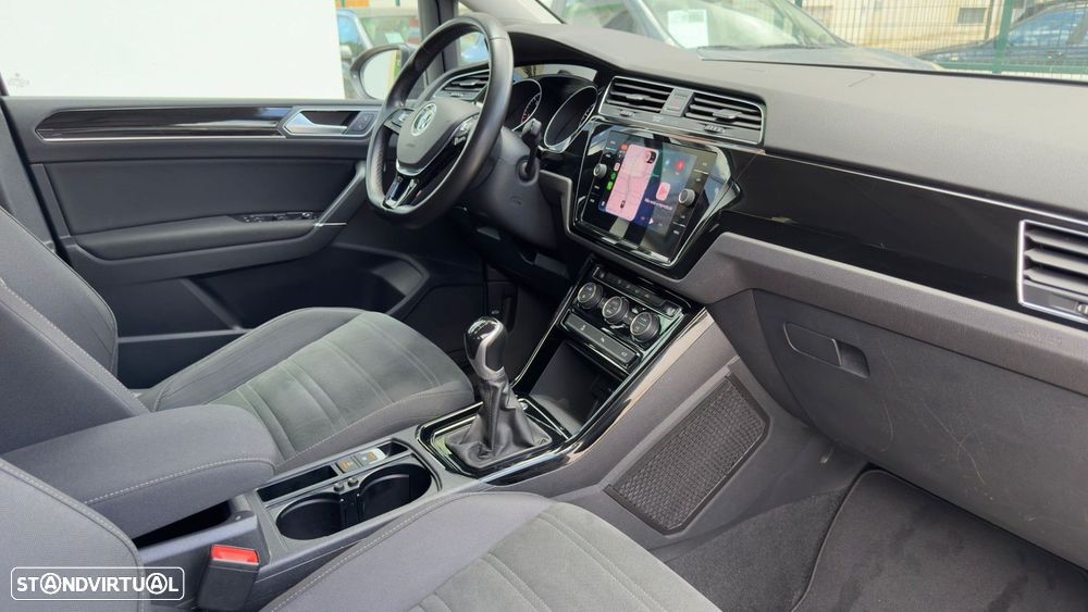 VW Touran 2.0 TDI Highline - 11
