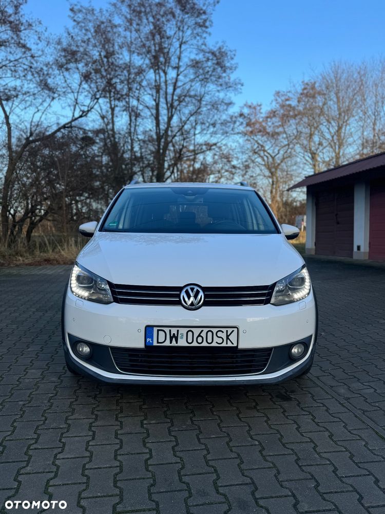 Volkswagen Touran - 3