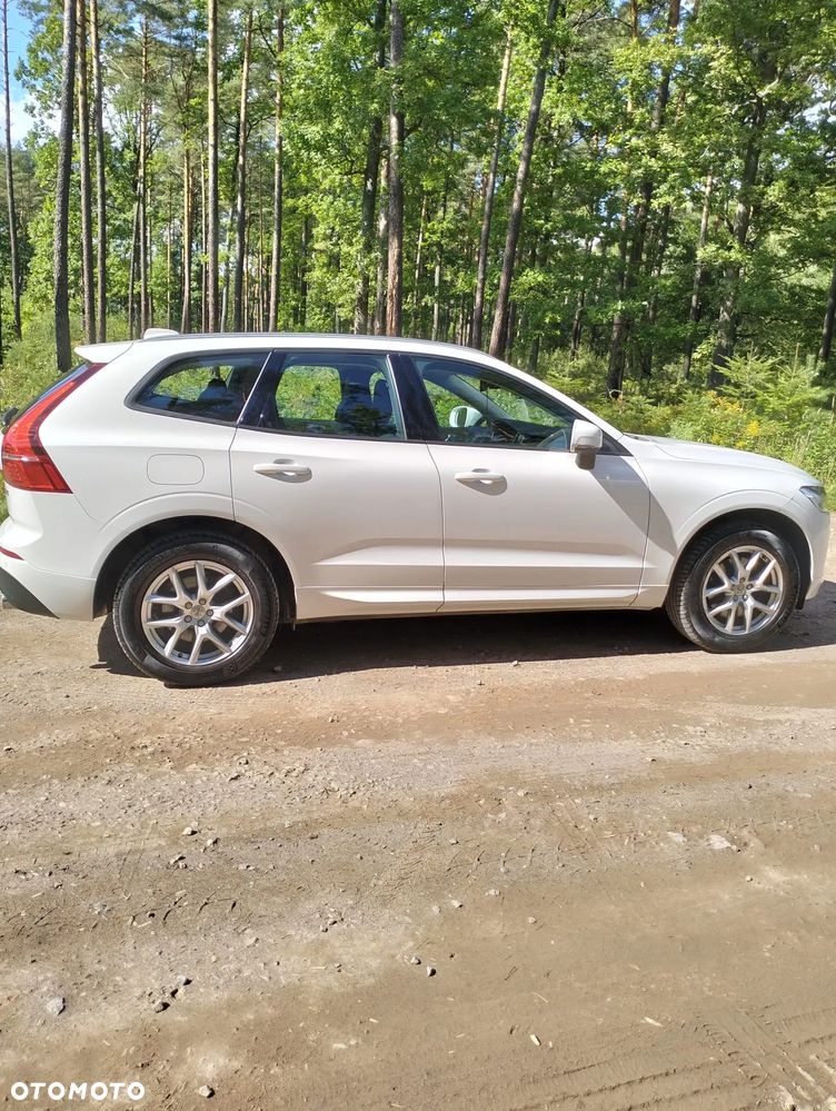 Volvo XC 60 B4 B Momentum - 6