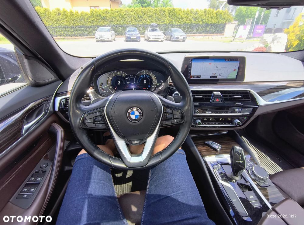 BMW Seria 5 530e iPerformance xDrive Luxury Line - 29