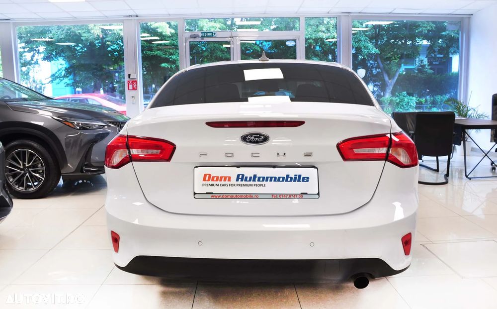 Ford Focus 1.0 EcoBoost Trend Edition - 5