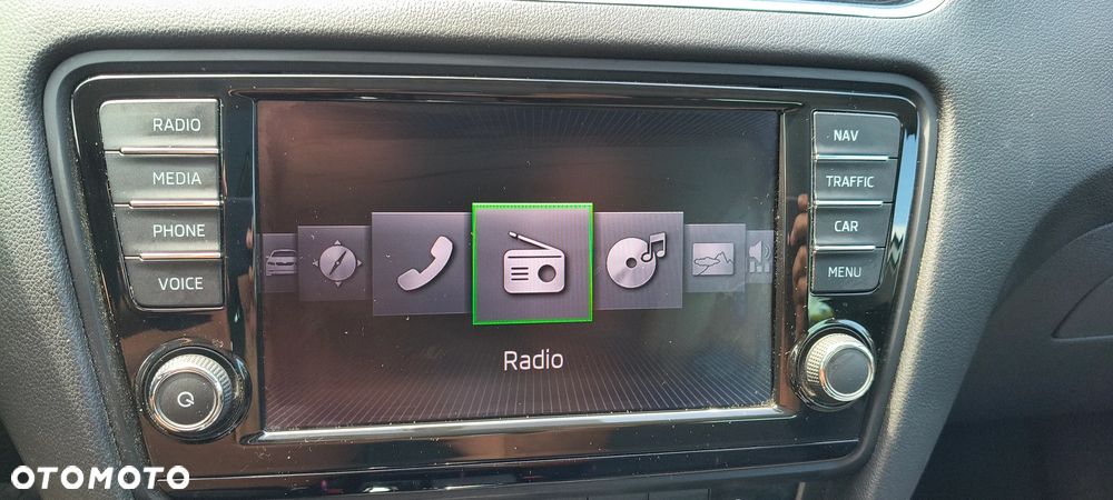 Skoda Octavia 2.0 TDI (Green tec) DSG L&K - 11
