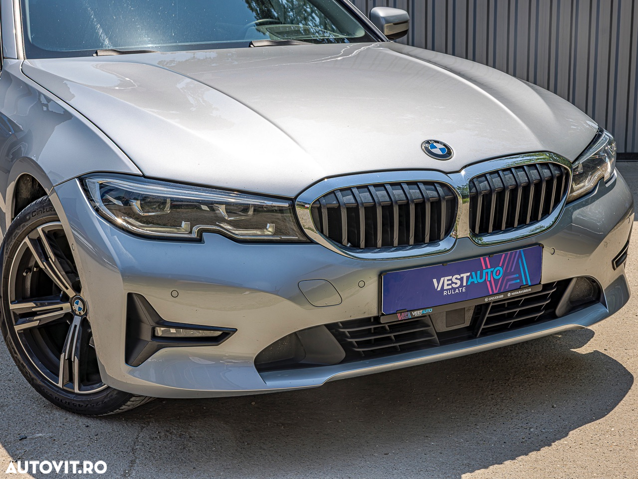 BMW Seria 3 320d Touring xDrive Aut. - 37