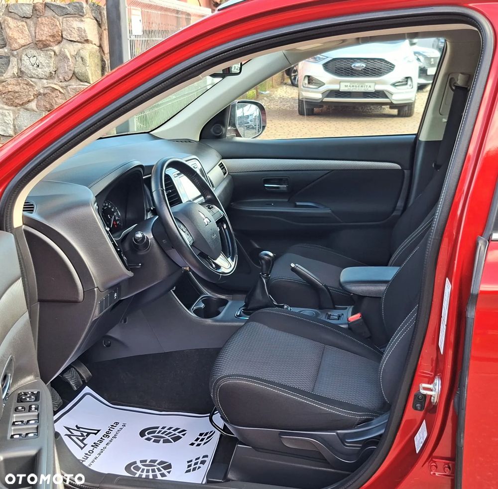 Mitsubishi Outlander 2.0 2WD Edition - 18