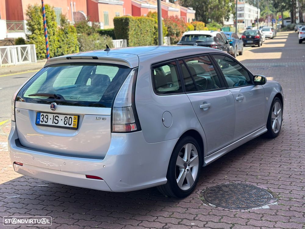 Saab 9-3 Sport Hatch 1.9 TiD DPF Vector - 4