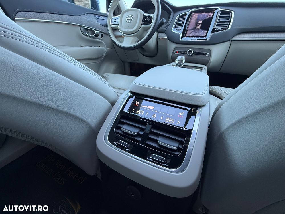 Volvo XC 90 T8 AWD Recharge Geartronic Inscription Edition - 21