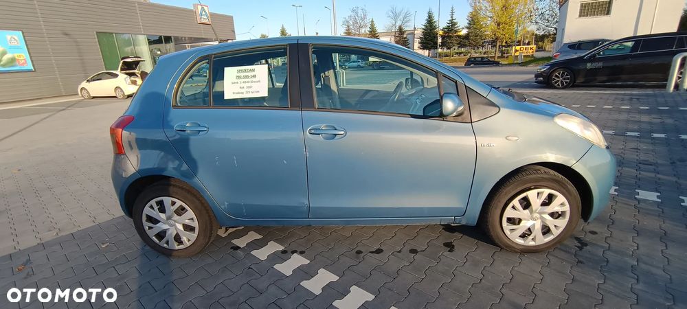 Toyota Yaris ver-1-4-d--4d - 7