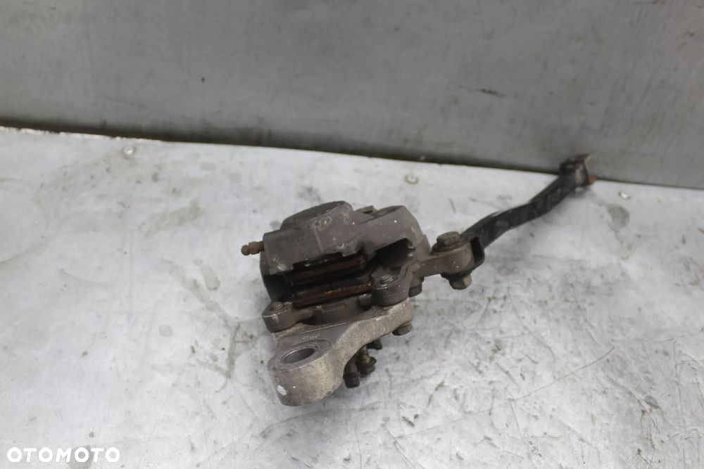 Suzuki GSXF GSX 750 600 F Jajko Zacisk hamulcowy tył tylny - 3