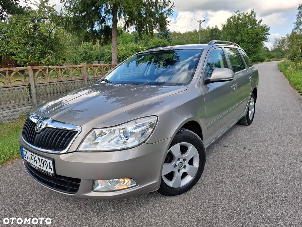 Skoda Octavia 1.6 Combi Style - 1